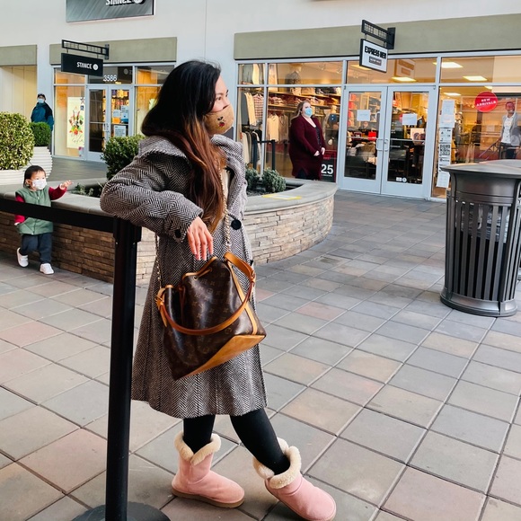 Lv bucket shoulder bag - Picture 11 of 12